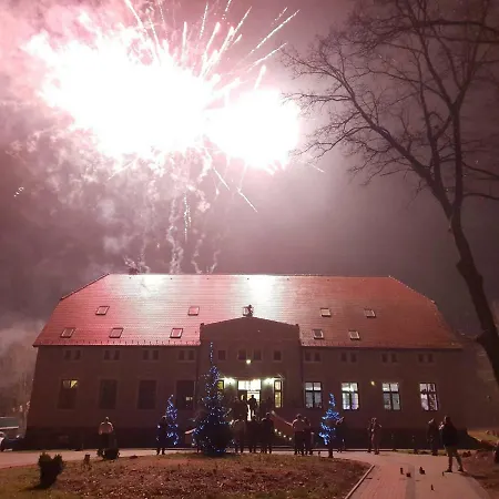 Palac Ogartowo Гостевой дом *